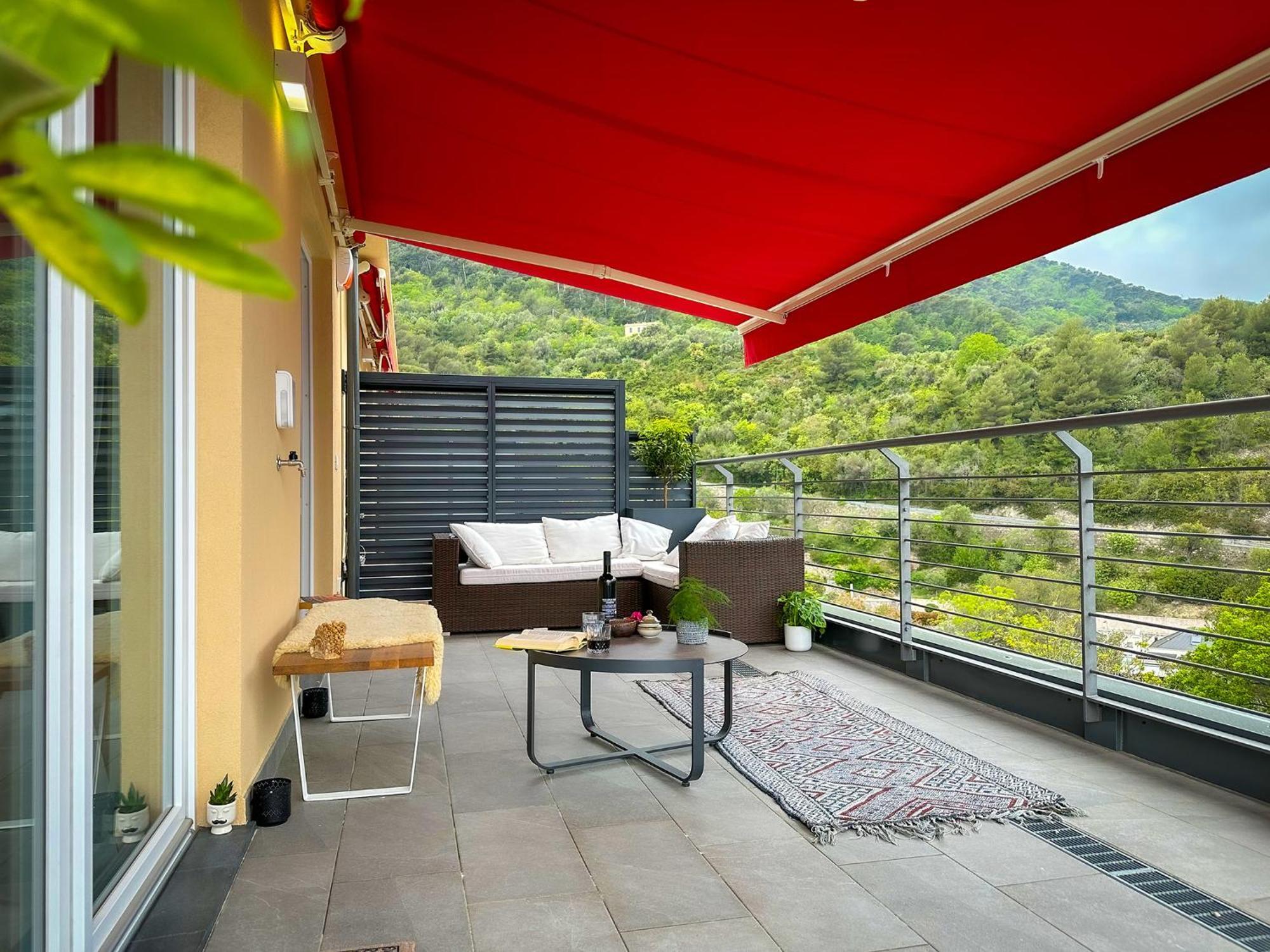 Luce Di Mare - Design Apartment With Sea View In 알라시오 외부 사진